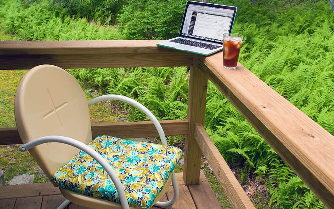 We talk about the basics that you need for an outdoor office.